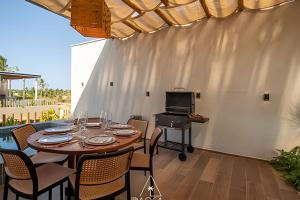 Duplex com piscina na Praia do Marceneiro