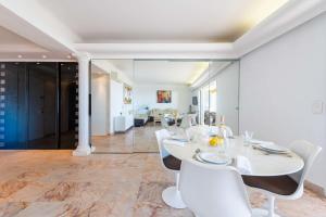 2-Br Panoramic Views Top Floor Cannes