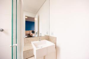 Easy Star - Espaçoso Studio ao Lado do Aeroporto Congonhas - HH01H