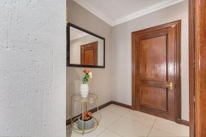 Modern Family Haven with Garden Sleeps 8