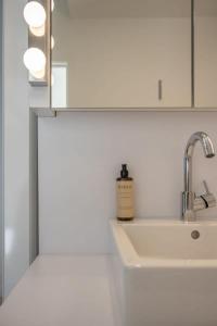 Elegant Guesthouse on Castle Domain near Bruges