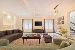 Villa Herrenhaus by Claro Stay 5BR With Pool Garden In Anjuna