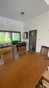 Hin Kong Hide Away 2