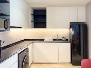 Stylish Pool View Apartments Legendary Bangtao by Mango Family