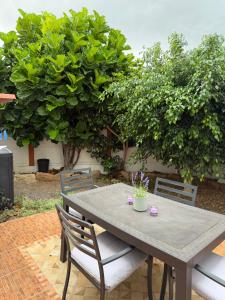 Lavender Seaviews beautiful apartment in Sand Club SC153