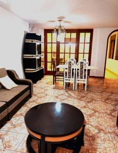 Departamento con Estacionamiento Tacna