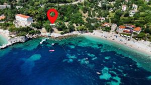 Silvio Beach House - Shoreline Haven