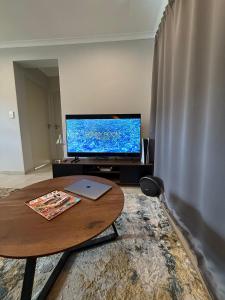 Sun-kissed and Stylish