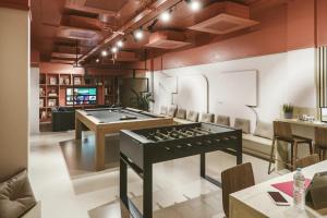 Bright & Spacious Mid-Level Studio at Briggate Studios Leeds City Centre