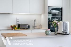 Higueron West Property Collection - The Blue Horizon by HWPC