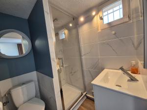 T2 vue mer, piscine et place de parking