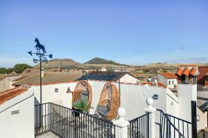 VILLA T to15 min from Puy du Fou Billiar, Movies, BBQ,Pool