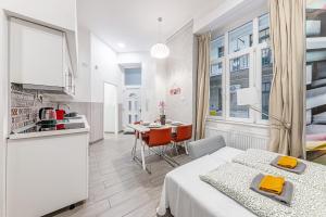 Casa Bella Apartments