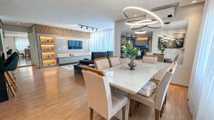 Apto a 150 metros da Rua Coberta