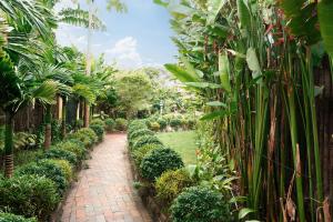 Vanessa Boutique Hotel An Bang Beach