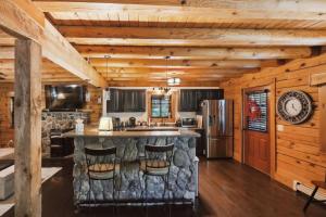 Cushing Home - Family Cabin Near Wachusett Mtn home