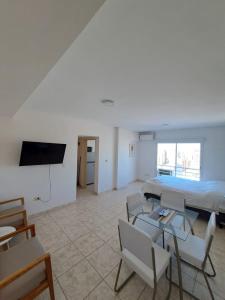 Luminoso monoambiente en Bahia Blanca por deppto