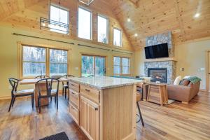 Hot Tub | Fire Pit | Mtn Escape Near Sunday River