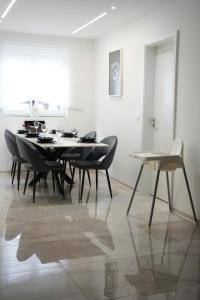 Les suites du lion
