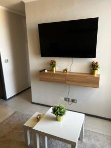 2 habitaciones 1 baño- a pasos de restaurantes centros comerciales