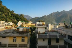 Shanti Villas By Around Stays, Tapovan Rishikesh