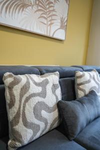 1 BDR Flat By Caledonia Luxe Stays Short Lets & Serviced Accommodation Paisley