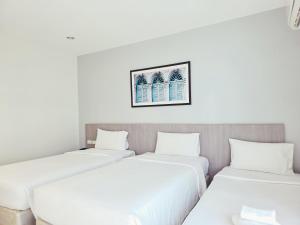 Recenta Phuket Suanluang by Deevana