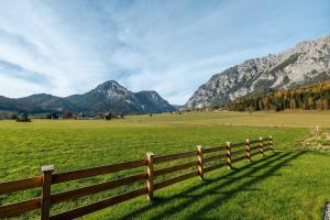 Mountain Paradise Apartments - by myNests