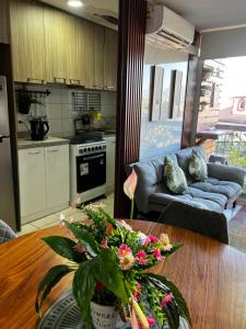 Dep céntrico cercano a ex carrtera 5 - 3 habitaciones-parking-wifi