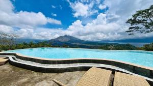 Caldera Hotel & Restaurant