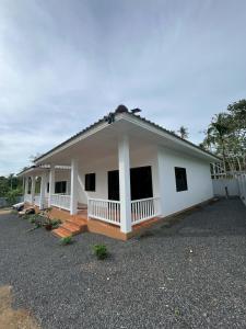 Grandmas Samui Garden - บ้านสวนคุณย่า