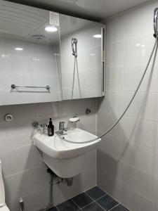 Gangnam 1min-Cozy Studio-Netflix-Silver909