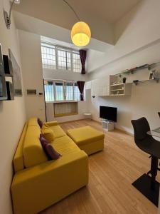 Metro M3 Affori - Design Loft19