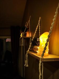 Terrasse couverte et BBQ - Petite maison cosy