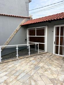 Casa com Piscina em Itaquaquecetuba