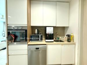 Imperia Condo Near Legoland 2BR 4Bath 5pax