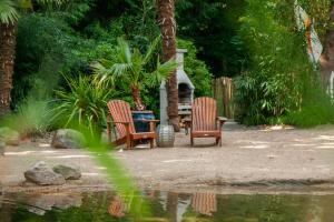 CoCo Cabin Luxe Tiny House - Privé Hottub - Strand & zwemvijver - Privacy