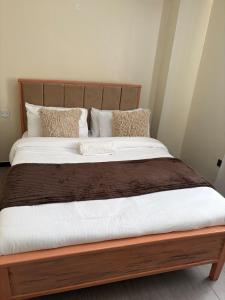 Cozy Chic 1 bedroom with RelaxationWork Study Area Kilimani