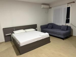 Rooftop Gallery Hostel