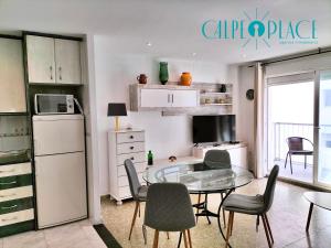 Mediterráneo Primera línea con piscina