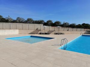Bel appartement confortable et cosy en résidence avec piscine à 5 mn de la mer