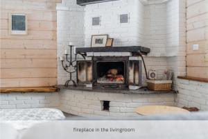 Private Lake Escape- 6BR, Sauna & Bonfire