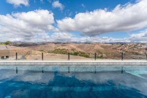 Villa Trilux, Piscina privada climatizada, Jacuzzi, BBQ