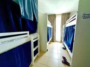 WAHA WOW Bed space Available in Luxury Apartment