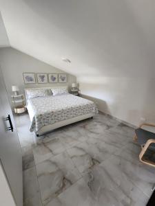 2bdr Hispaniola Hill Side Condo 4c3