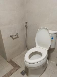 Simple and Bright Studio in Mivela Garden