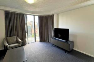 City Lights Escape 2BR near South Bank