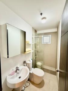 Neftlix and Chill at Abreeza Condominium