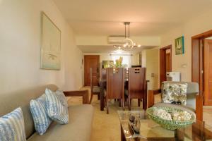 Playa Privada | Terraza & Piscina • WiFi Rápido