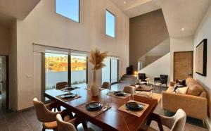 Hermosa Casa en San Miguel con cancha de pádel